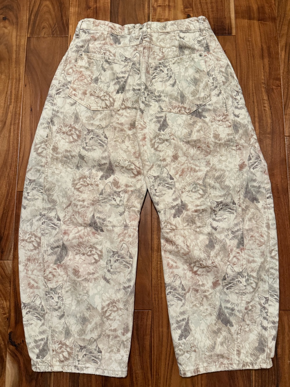 Free People We The Free Good Luck Barrel Jeans Cat Camo Print Cream sz 27 - Picture 13 of 16